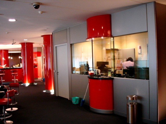 Schusssichere Verglasung im Kassenbereich einer Spielbank